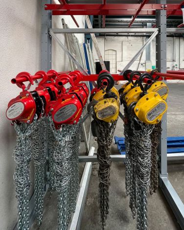 Umbau vom Kragarmregal zum Flaschenzugregal